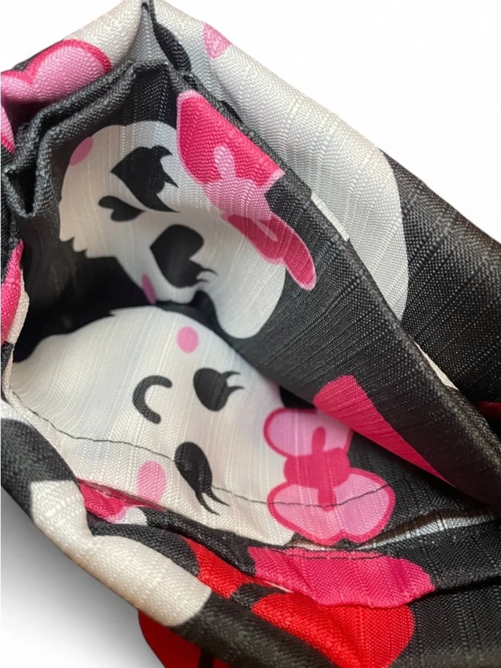 New Betsey Johnson Halloween Skulls & Pink Bows 14-Piece Shower Curtain Set